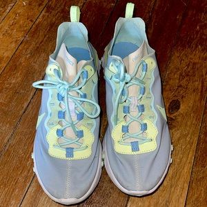 Nike React Women’s US 9 Blue Green White Teal